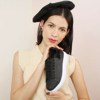 Tenis negros para mujer