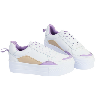 Tenis blancos con  lila