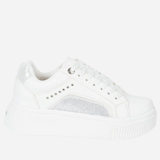 Tenis blancos con plateado – modernos, femeninos y elegantes -FENICIA WHITE