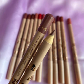 Lápiz delineador de labios - Efecto Profesional | FRESHKA CO