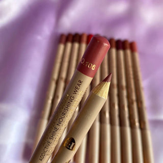 Lápiz delineador de labios - Efecto Profesional | FRESHKA CO